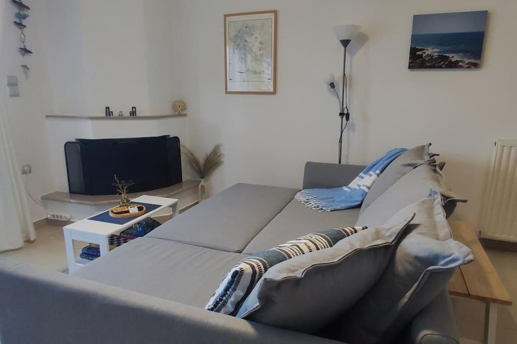Simply Meraki Gytheian Apt With Panoramic Sea View Gythio Exterior photo
