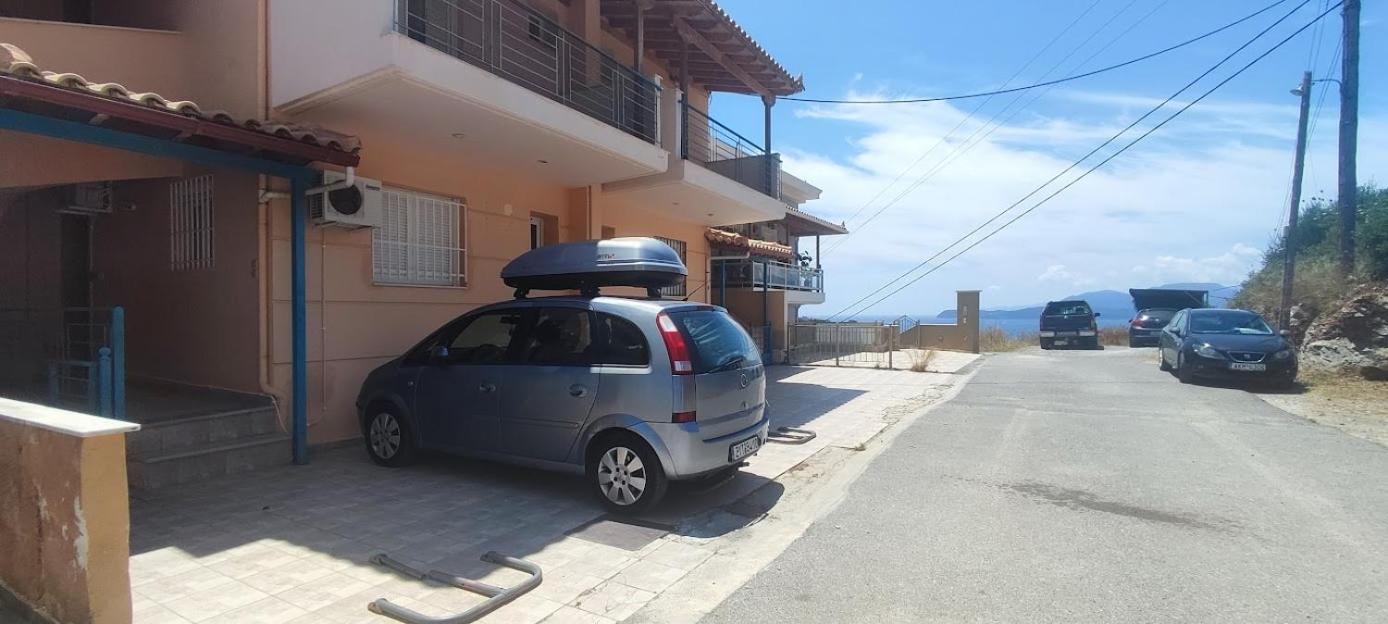 Simply Meraki Gytheian Apt With Panoramic Sea View Gythio Exterior photo